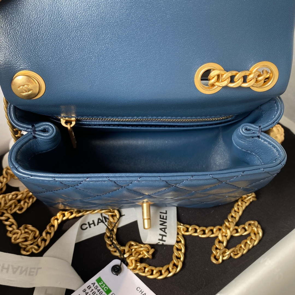 Chanel AS4040 Mini Flap Classic Bag 18 Woc Camellia Lambskin Dark Blue