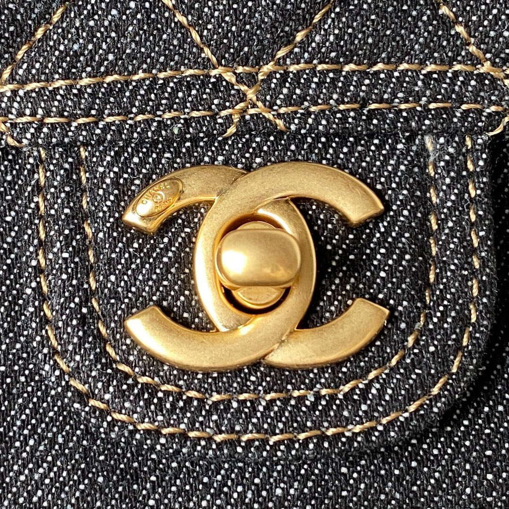 Chanel AS4051 Flap Bag Denim canvas Gold Metal Black