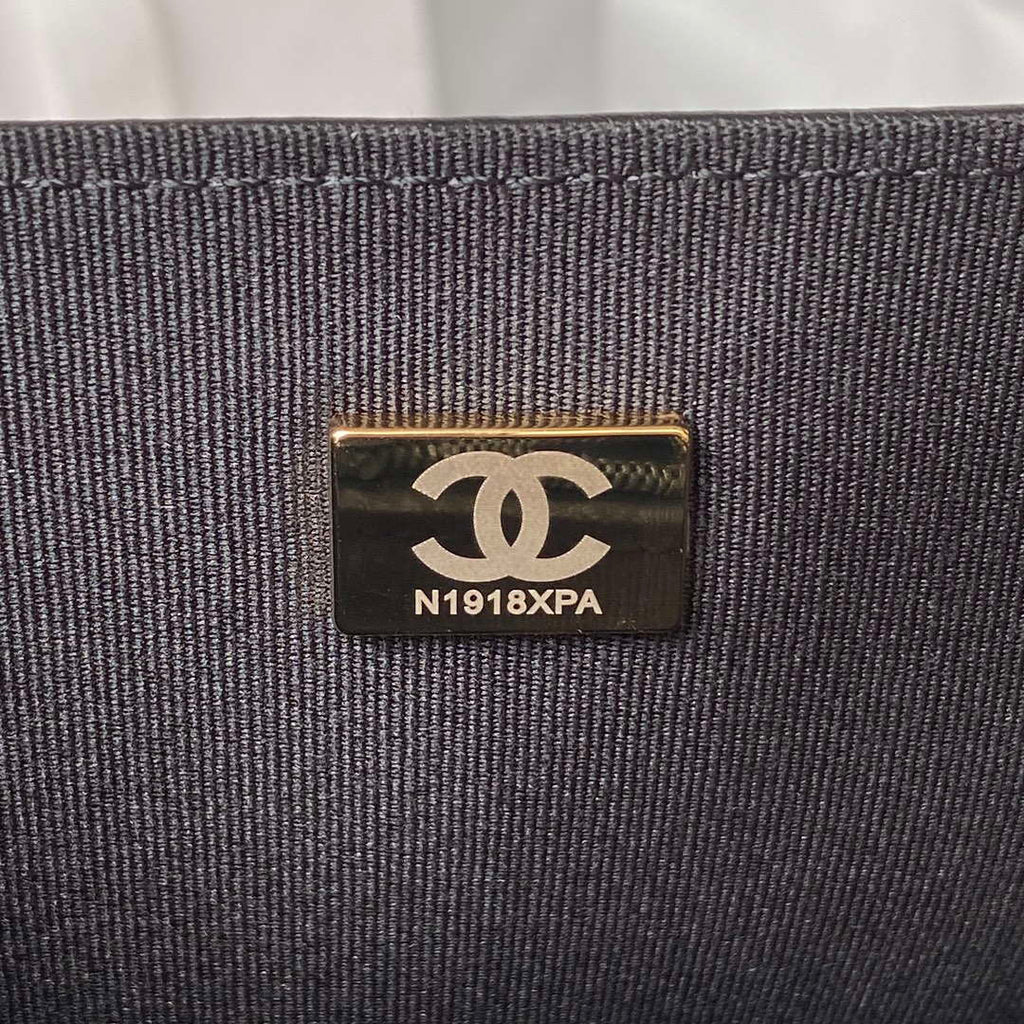 Chanel AS4051 Flap Bag Lambskin Gold Metal Black