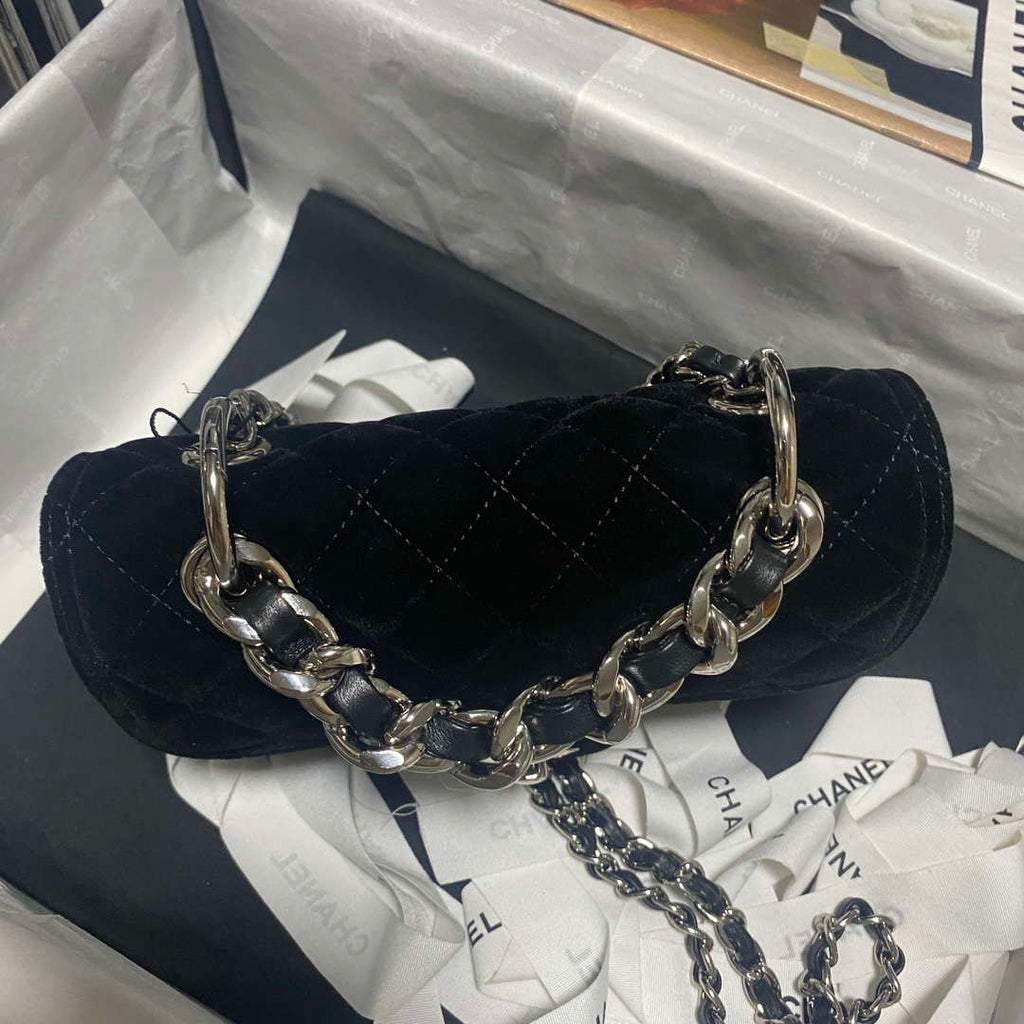Chanel AS4051 Flap Bag Velvet Silver Metal Black