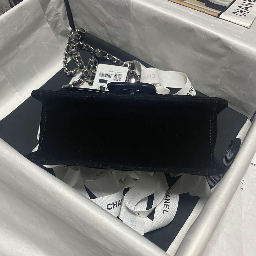 Chanel AS4051 Flap Bag Velvet Silver Metal Black