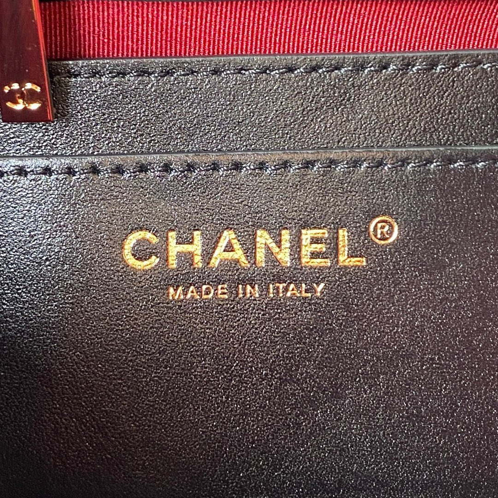 Chanel AS4058 Backpack Grained Shiny Calfskin & Gold-Tone Metal Black