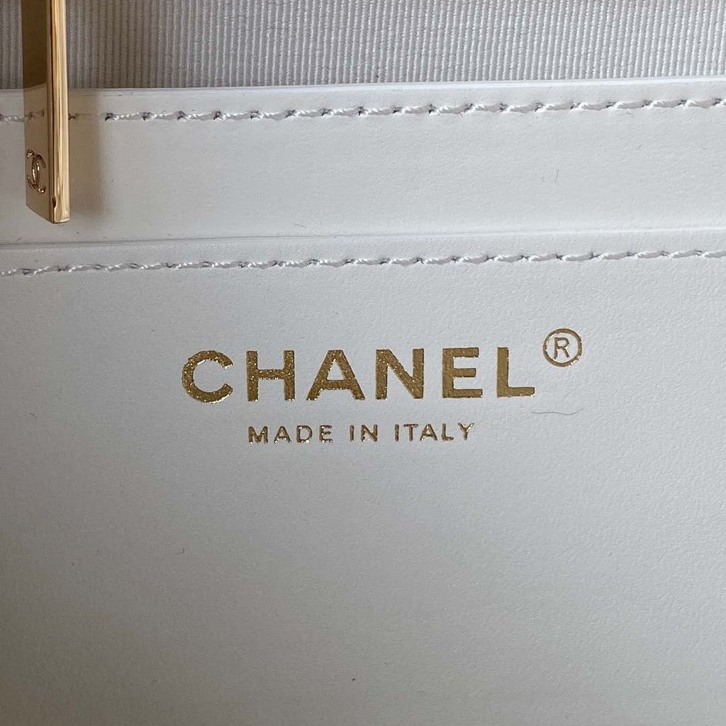 Chanel AS4058 Backpack Grained Shiny Calfskin & Gold-Tone Metal White