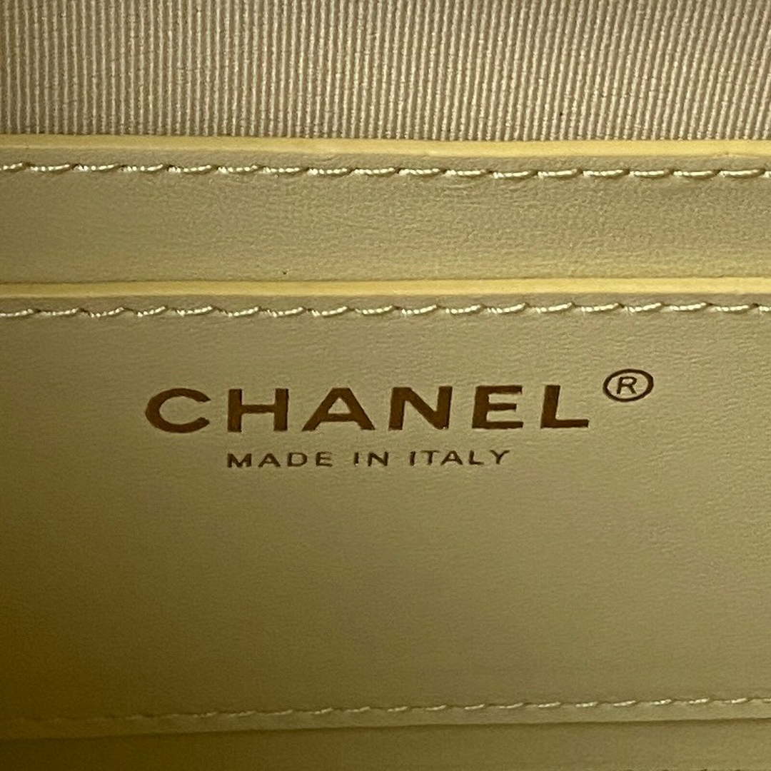 Chanel AS4058 Backpack Grained Shiny Calfskin & Gold-Tone Metal Yellow - Default Title - View 7