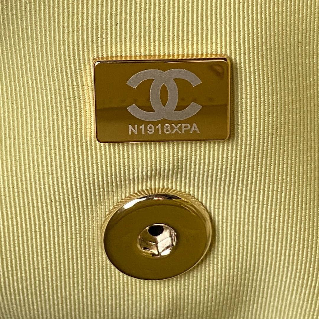 Chanel AS4058 Backpack Grained Shiny Calfskin & Gold-Tone Metal Yellow - Default Title - View 8