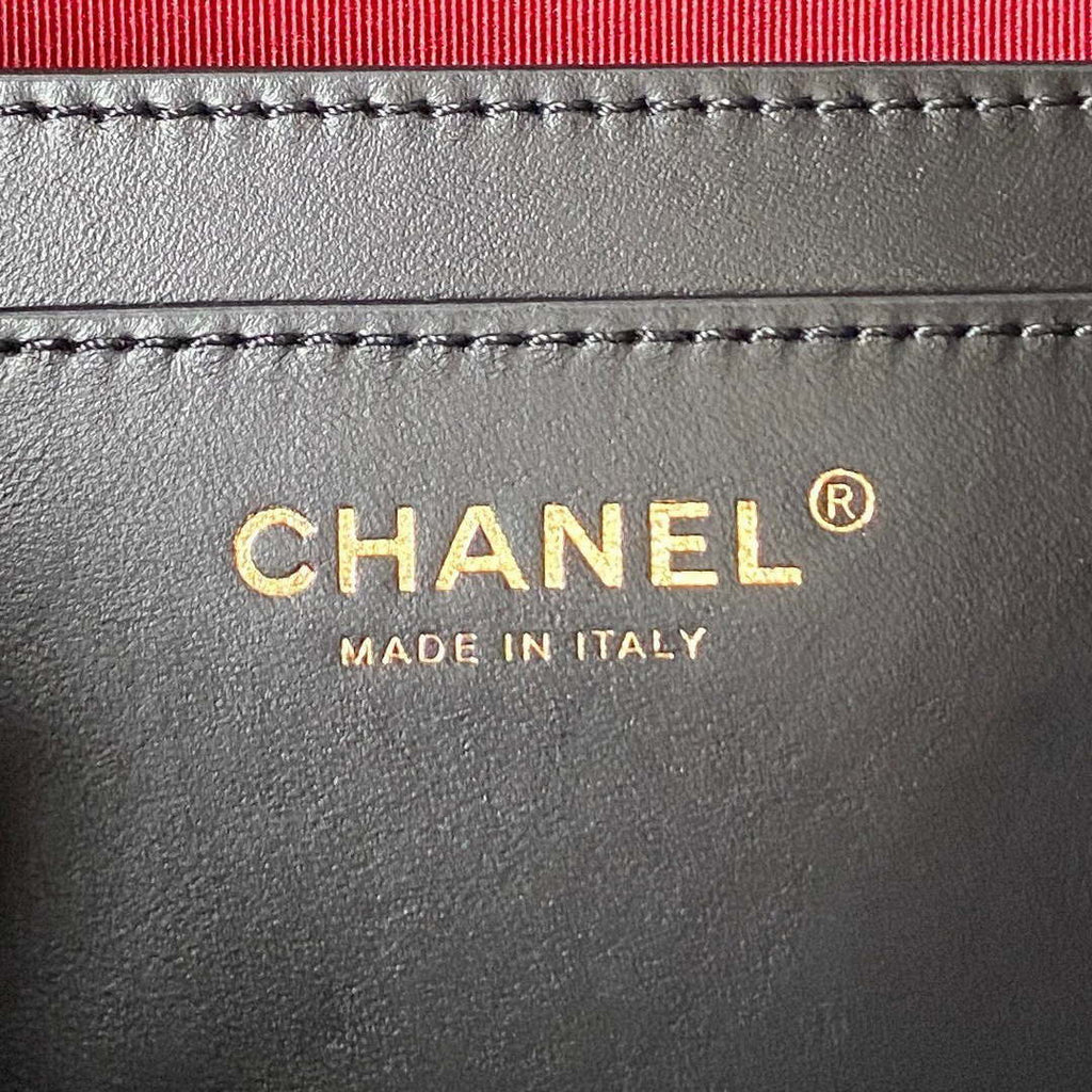 Chanel AS4059 Large Backpack Grained Shiny Calfskin & Gold-Tone Metal Black