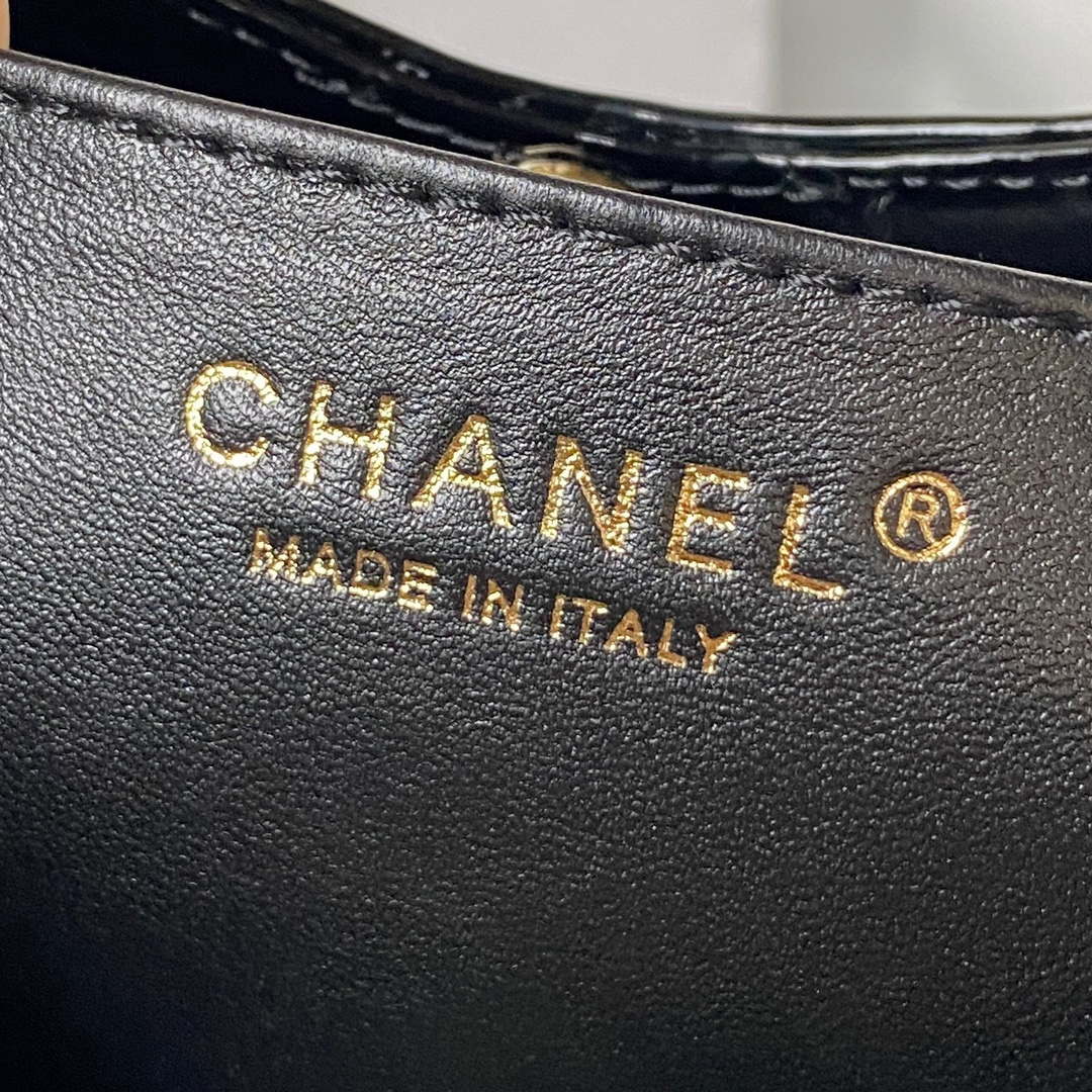 Chanel AS4133 mini Bi-color Chain patent leather Bag Yellow - Default Title - View 9