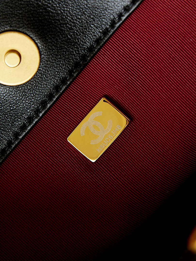Chanel AS4188 Small Hobo Bag Shiny lambskin Gold Metal Black