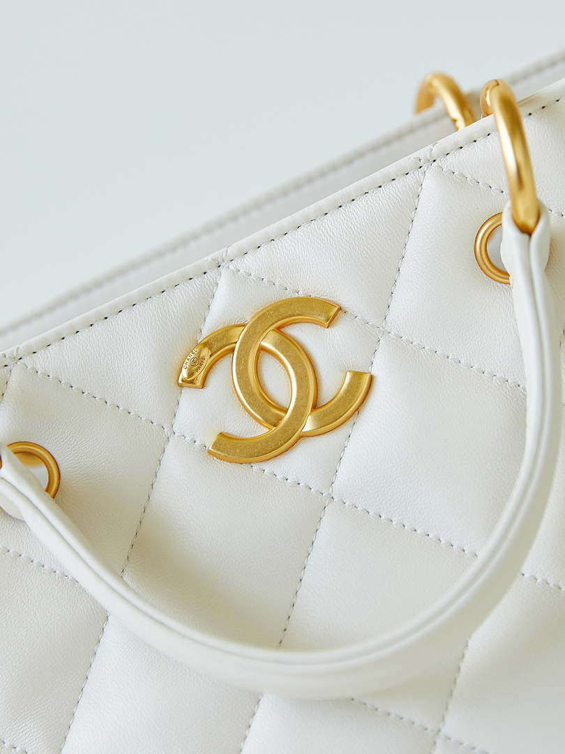 Chanel AS4188 Small Hobo Bag Shiny lambskin Gold Metal White - Default Title - View 2