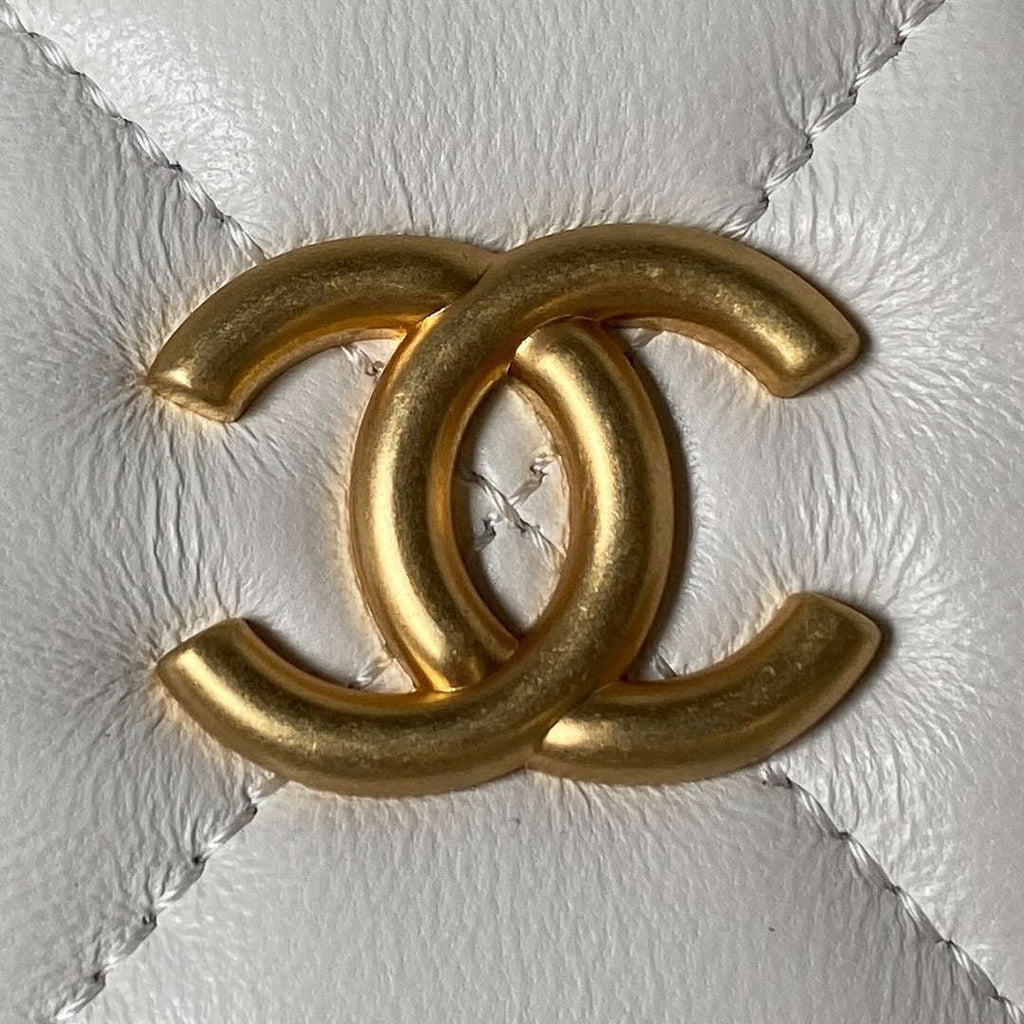 Chanel AS4201 Bag With Top Handle Calfskin White