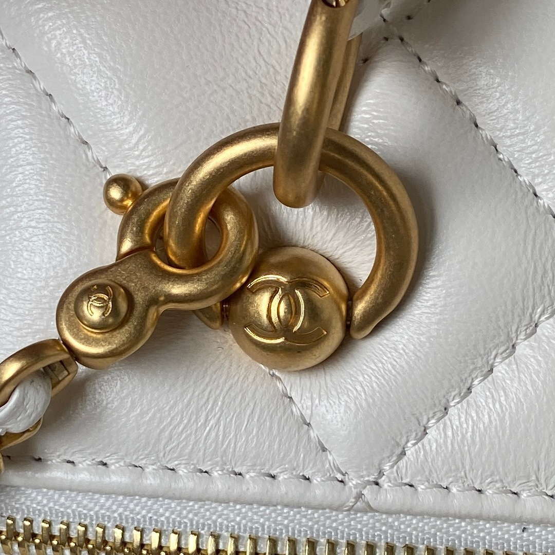 Chanel AS4201 Bag With Top Handle Calfskin White - Default Title - View 4
