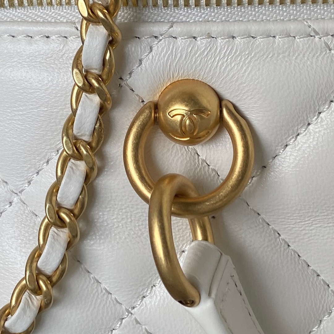 Chanel AS4201 Bag With Top Handle Calfskin White - Default Title - View 9