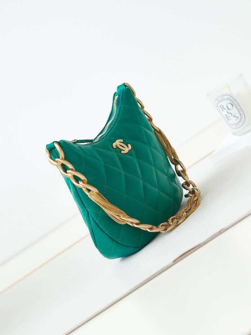 Chanel AS4220 HOBO Handbag Lambskin Green - Default Title - View 2