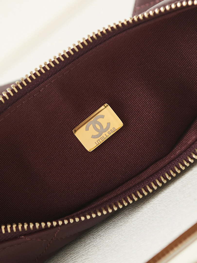 Chanel AS4220 HOBO Handbag Lambskin Wine Red - Default Title - View 10