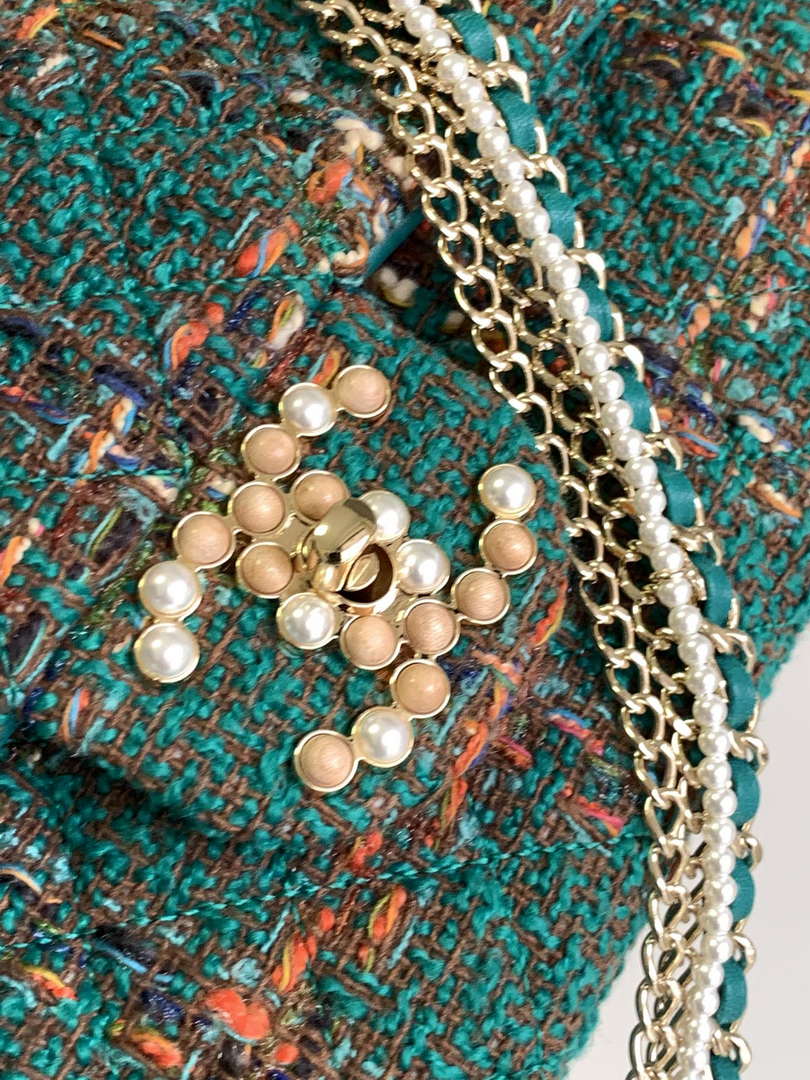 Chanel AS4221 large Flap Bag with top Handle Wool and Silk Tweed Glass and Wooden Pearls - Default Title - View 5