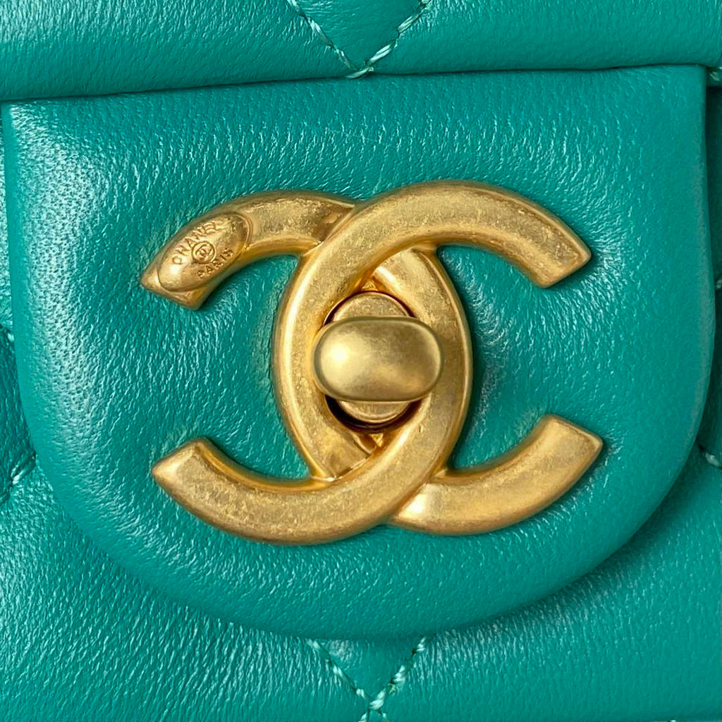Chanel AS4231 Small Flap Bag Lambskin Green