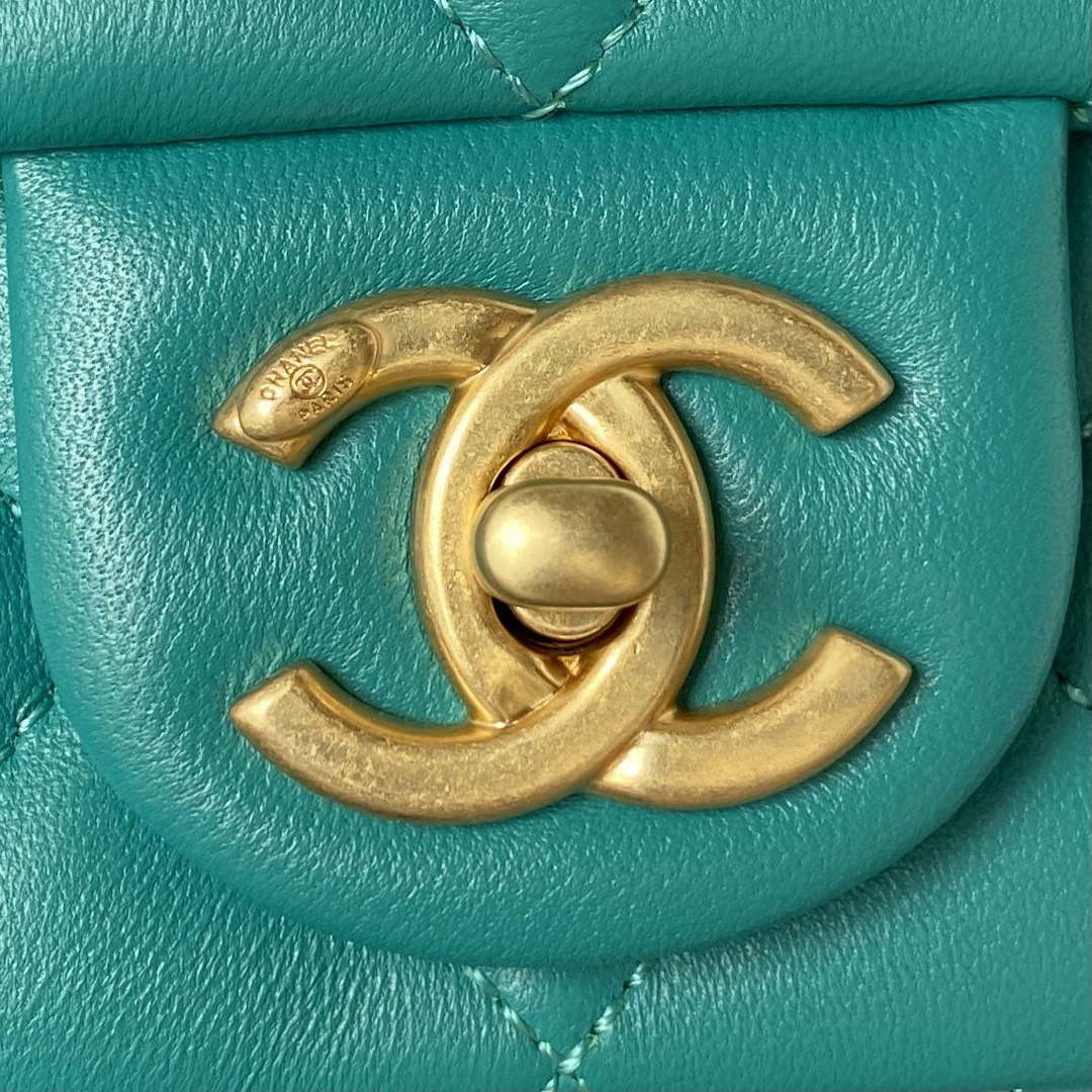 Chanel AS4231 Small Flap Bag Lambskin Green - Default Title - View 3