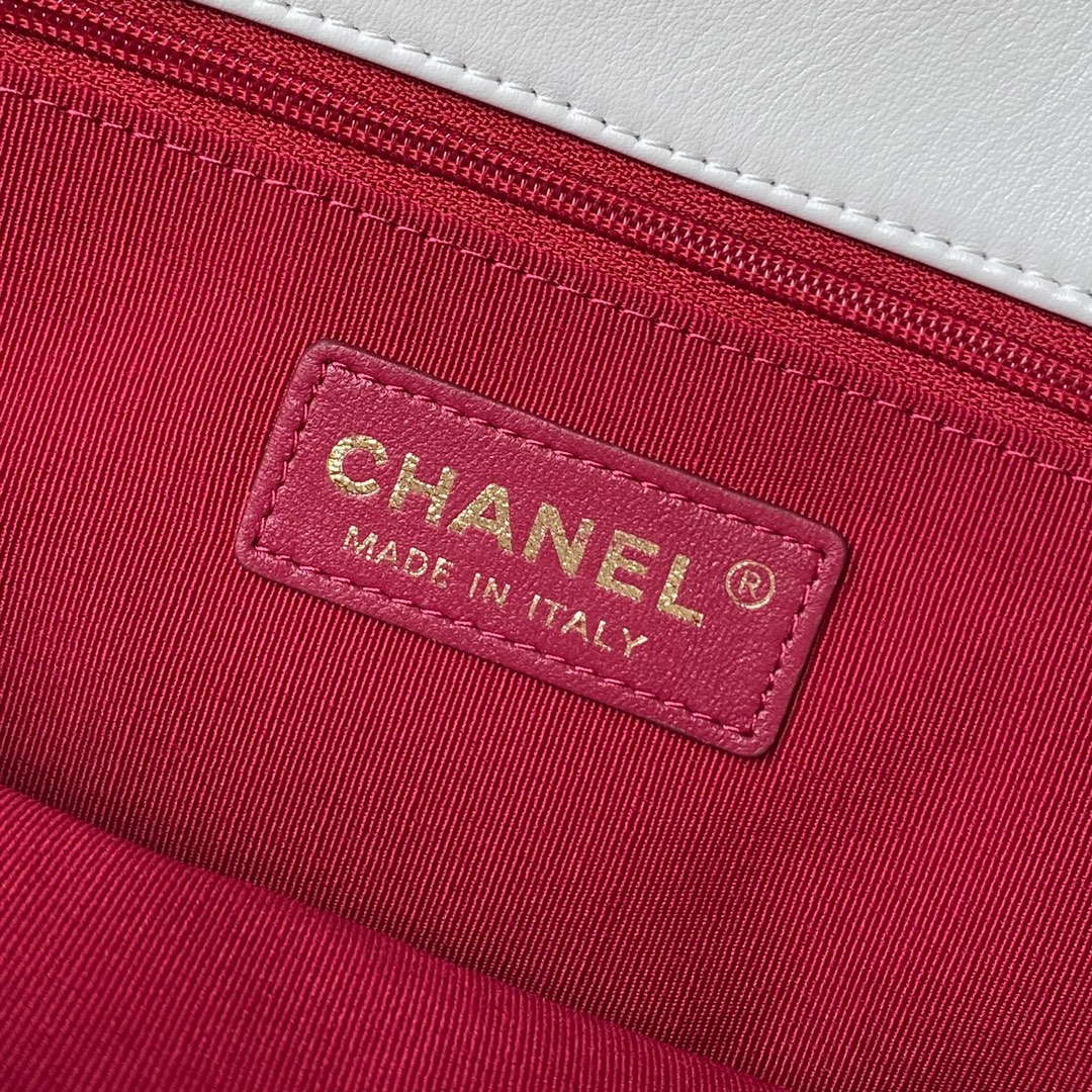 Chanel AS4359 Shopping Bag Shiny Lambskin Gold Metal White - Default Title - View 6