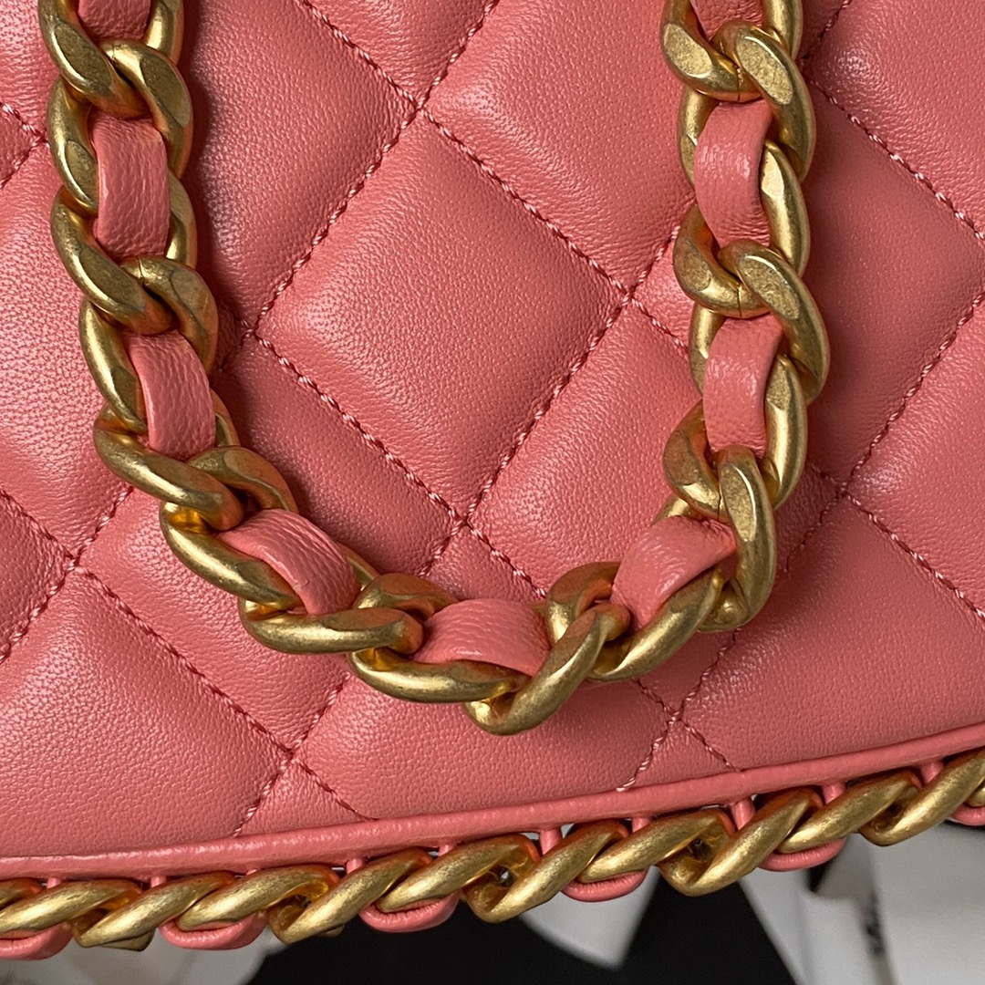 Chanel AS4368 Large HOBO Bag Shiny Crumpled Lambskin & Gold-Tone Metal Pink - Default Title - View 4