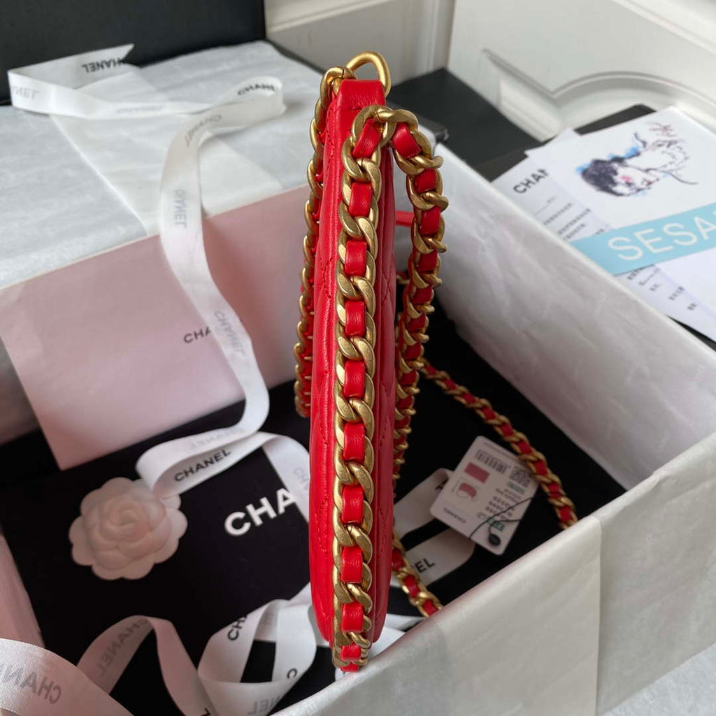 Chanel AS4368 Large HOBO Bag Shiny Crumpled Lambskin & Gold-Tone Metal Red
