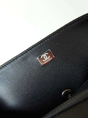 Chanel AS4372 Clutch Bag Strass Crystal Pearls & Ruthenium-Finish Metal - Default Title - View 8