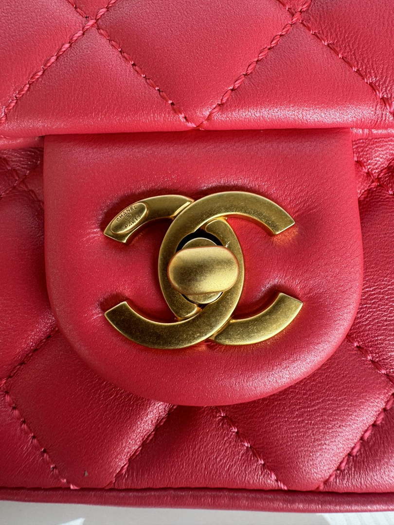 Chanel AS4384 Mini Flap Bag Pearly Lambskin Imitation Pearls & Gold-Tone Metal Red - Default Title - View 5
