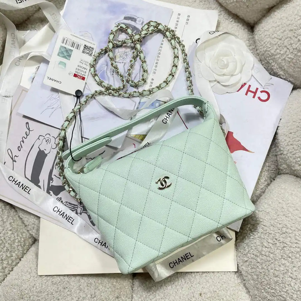 Chanel AS4386 Clutch with chain Grained Shiny Calfskin Ligth Green