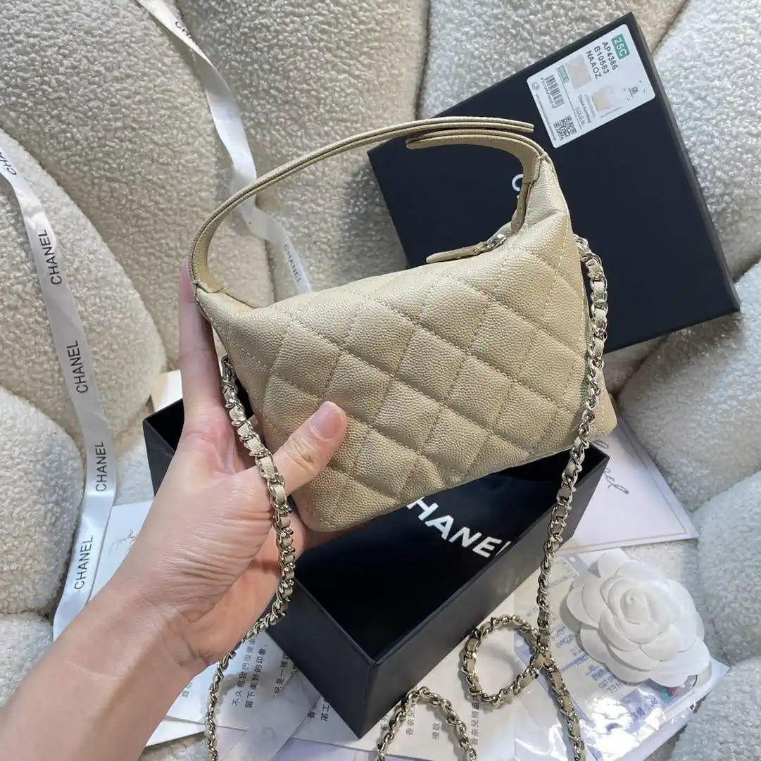 Chanel AS4386 Clutch with chain Grained Shiny Calfskin Apricot
