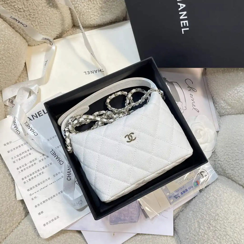 Chanel AS4386 Clutch with chain Grained Shiny Calfskin White