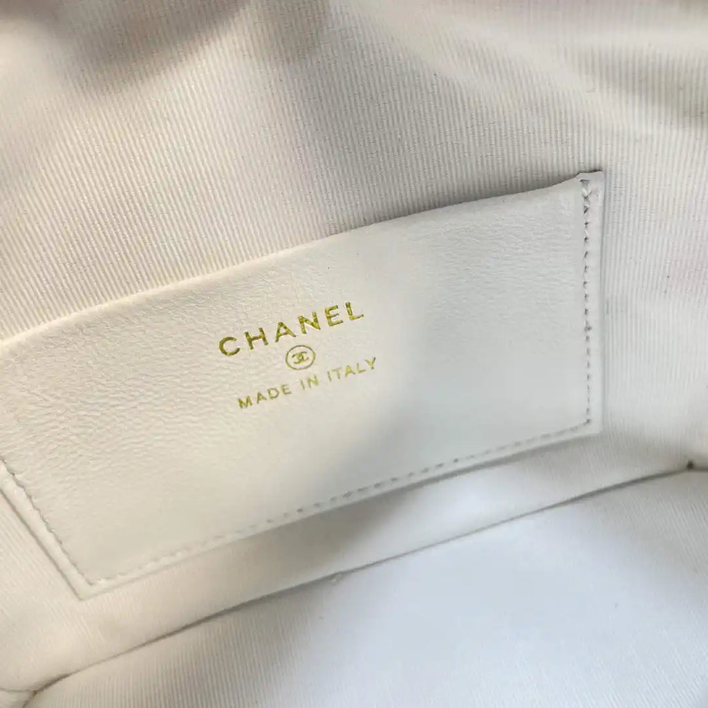 Chanel AS4386 Clutch with chain Grained Shiny Calfskin White