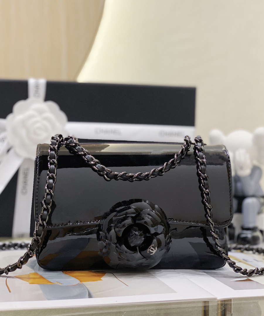 Chanel AS4388 Small Flap Bag Patent Calfskin & Black Metal Pink - Default Title - View 3