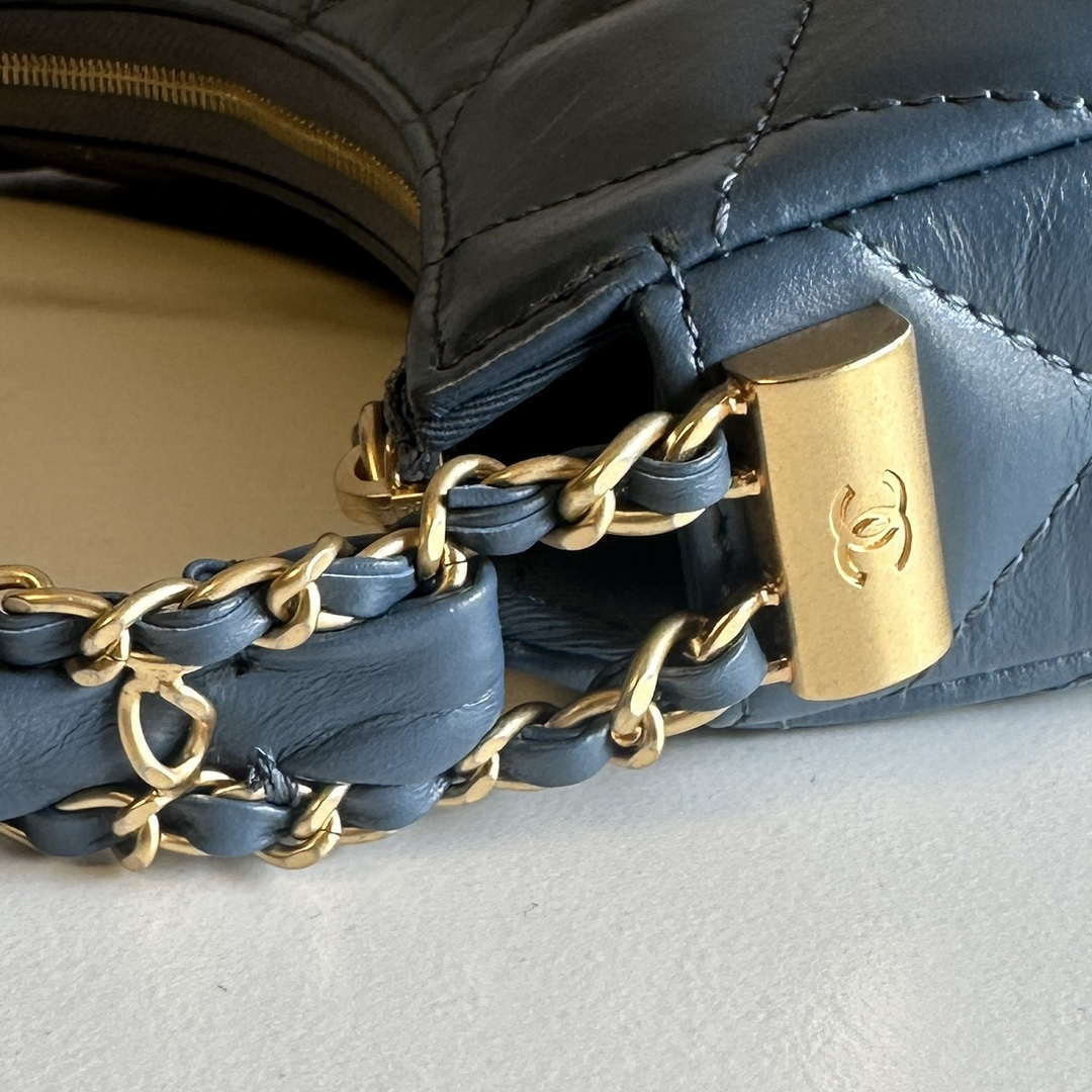 Chanel AS4422 23K Hobo Bag Lambskin Gold Metal Navy Blue