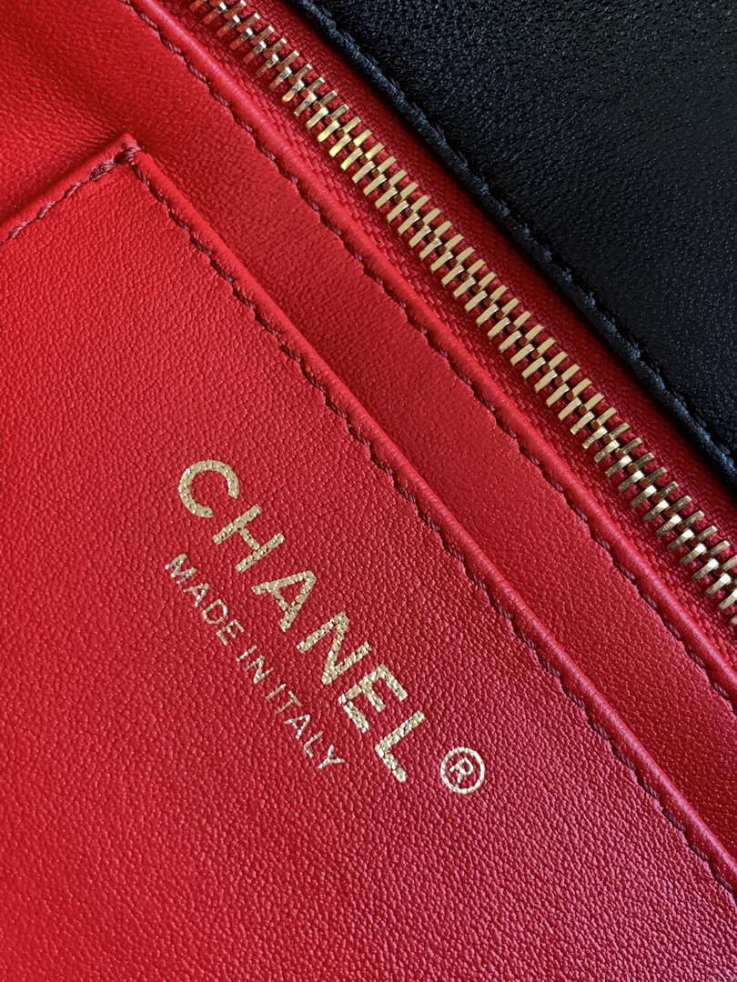 Chanel AS4455 CLUTCH Lambskin Imitation Pearls & Gold Metal Black