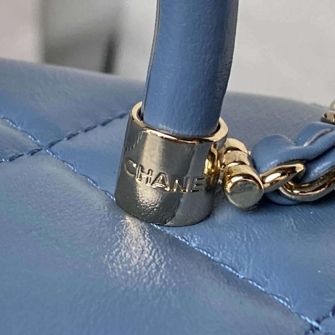 Chanel AS4469 Mini BOX Bag Shiny Calfskin & Gold-Tone Metal Blue - Default Title - View 4