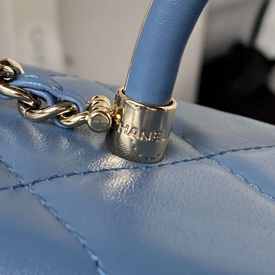 Chanel AS4471 Small BOX Bag Shiny Calfskin & Gold-Tone Metal Blue - Default Title - View 4