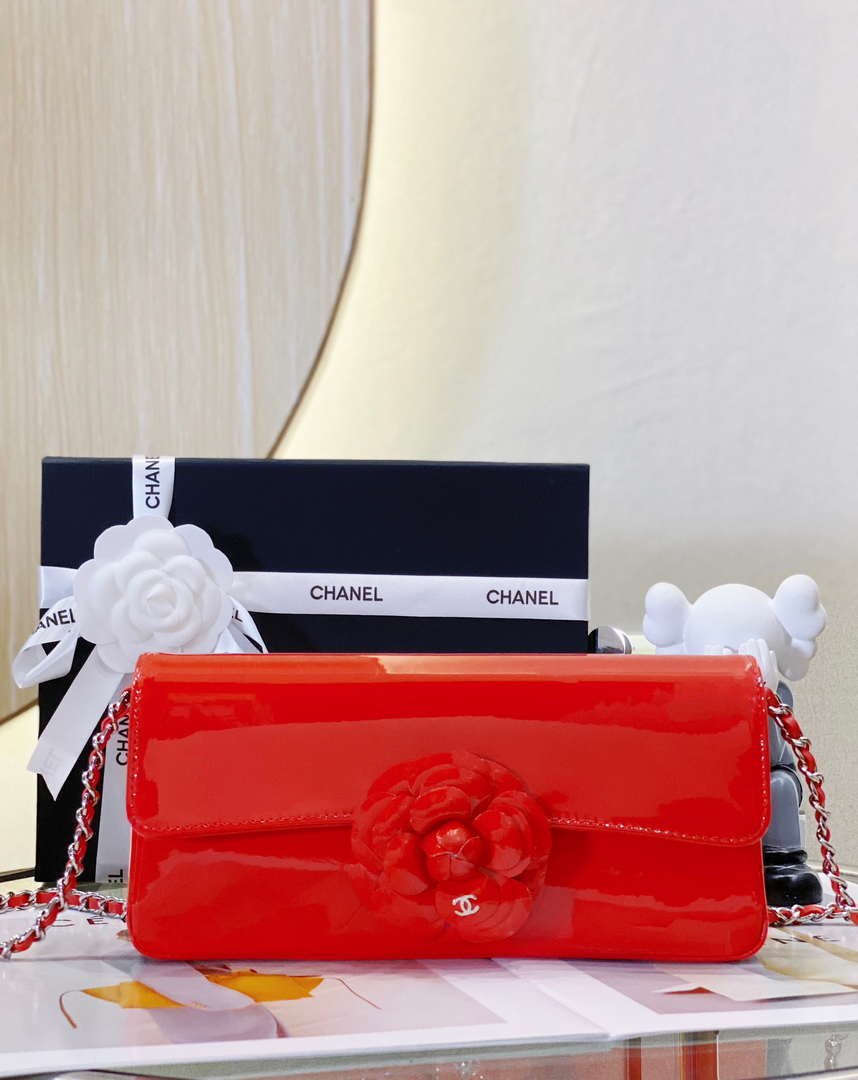 Chanel AS4498 Clutch Flap Bag Patent Calfskin & Gold Metal Red