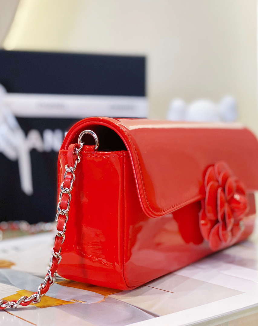 Chanel AS4498 Clutch Flap Bag Patent Calfskin & Gold Metal Red