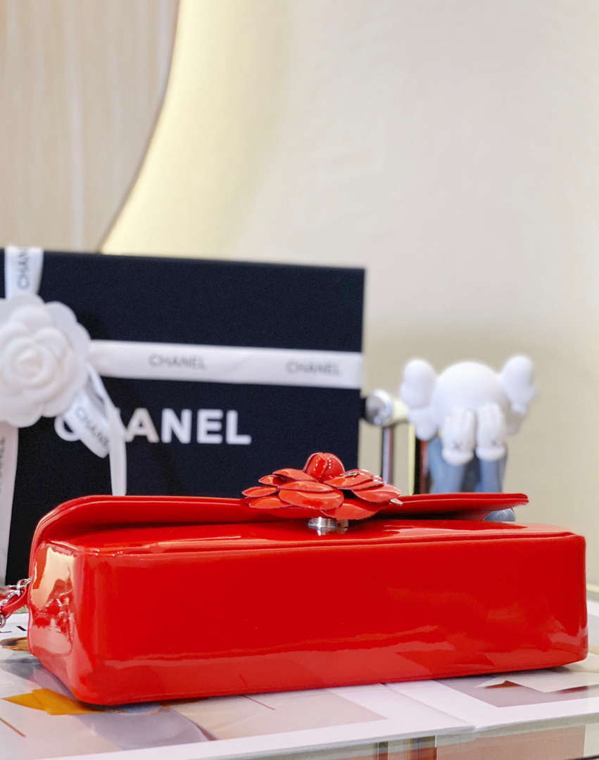 Chanel AS4498 Clutch Flap Bag Patent Calfskin & Gold Metal Red - Default Title - View 6