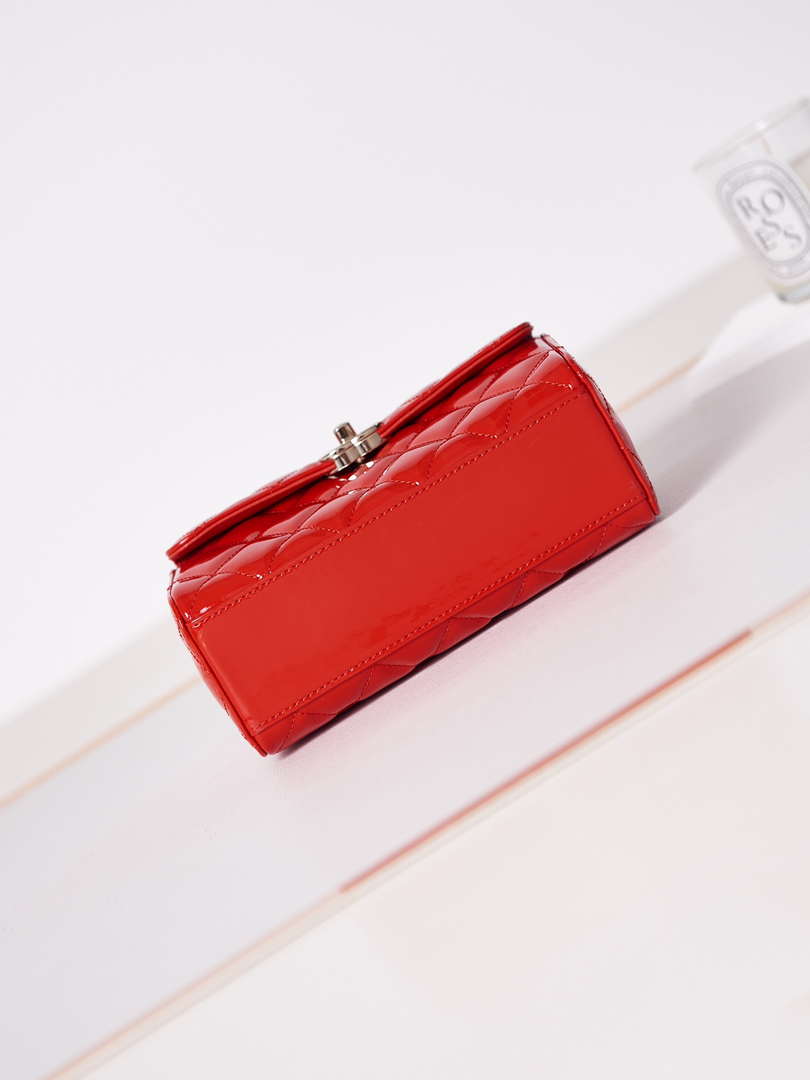 Chanel AS4511 Patent Calfskin & Gold-Tone Metal Red