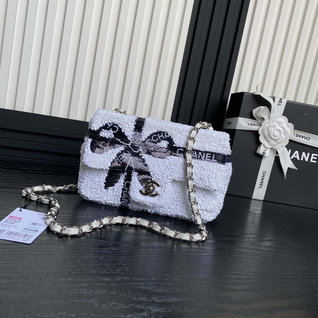 Chanel AS4561 Evening Bag Sequins & Silver-Tone Metal White & Black