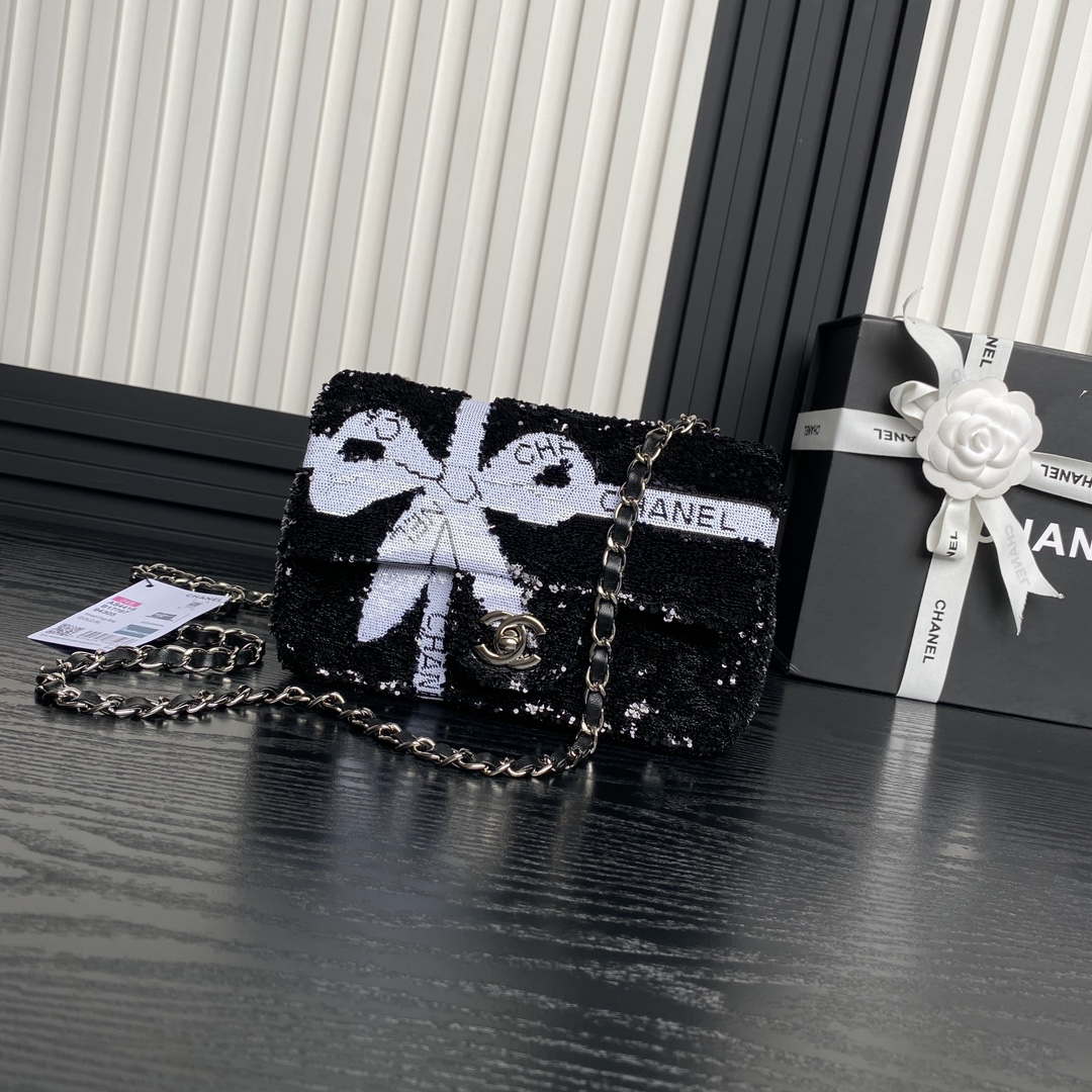 Chanel AS4561 Evening Bag Sequins & Silver-Tone Metal Black &  White - Default Title - View 1