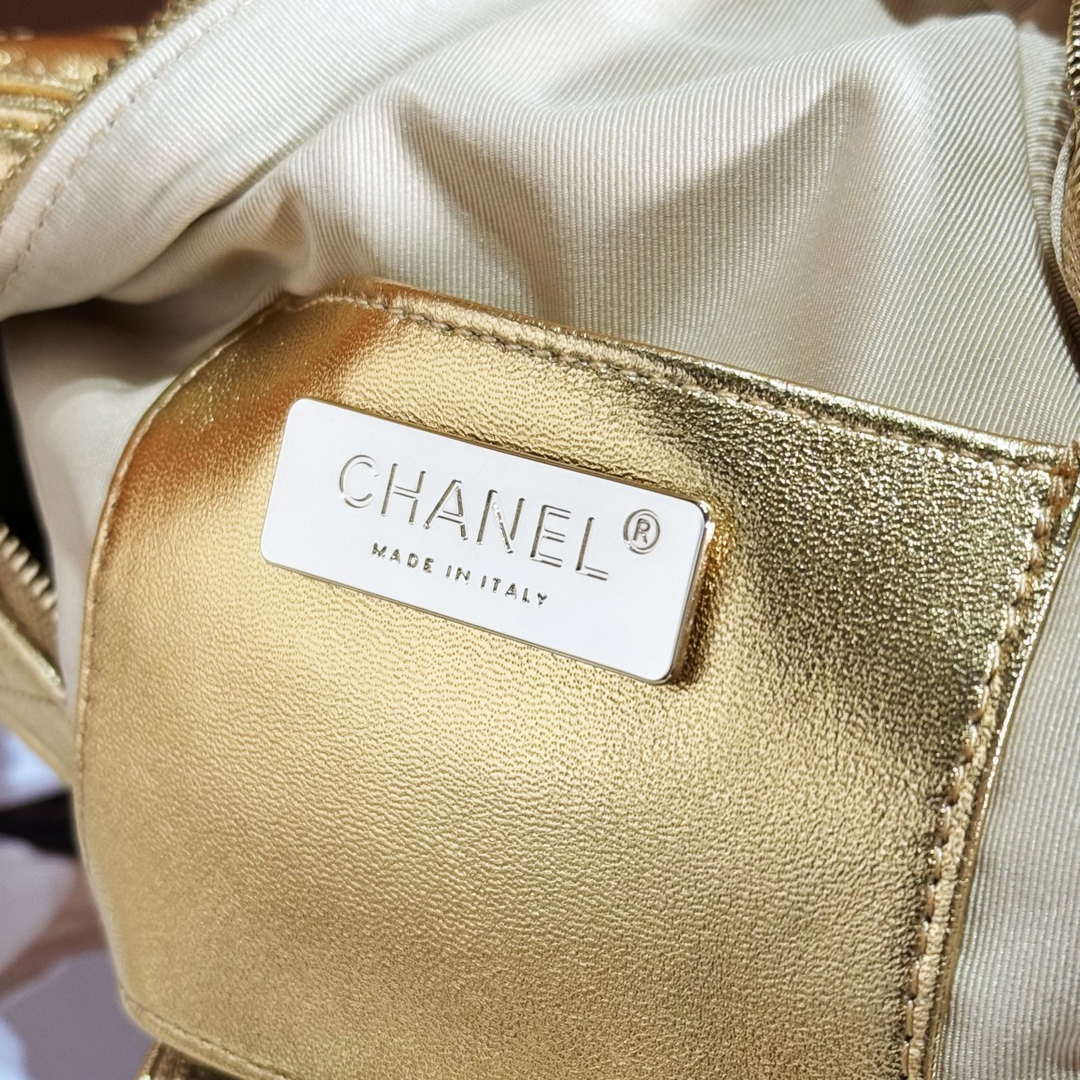 Chanel AS4579 Star Handbag metallic Lambskin gold metal Gold - Default Title - View 8