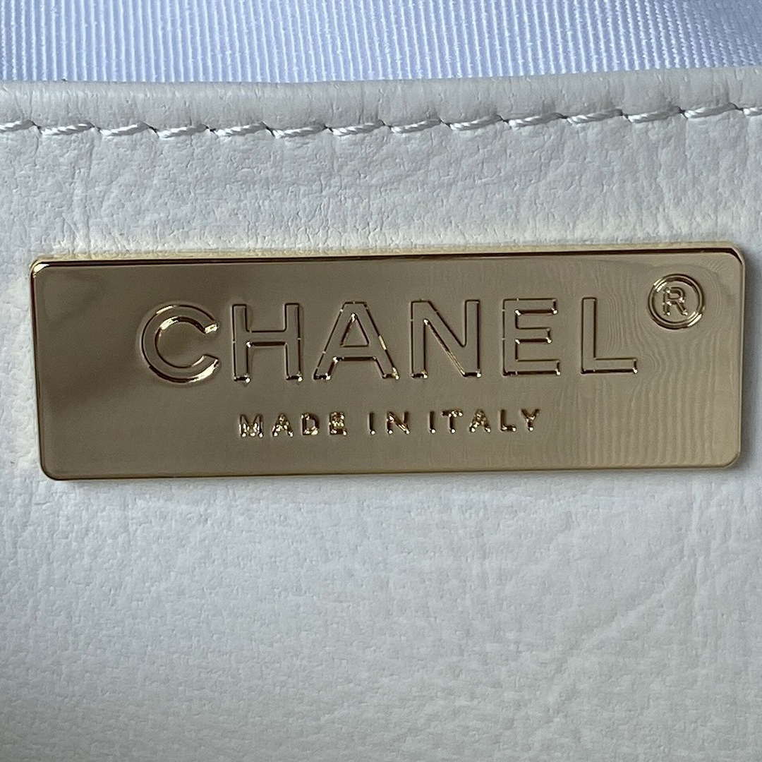 Chanel AS4579 Star Handbag metallic Lambskin gold metal Whtie