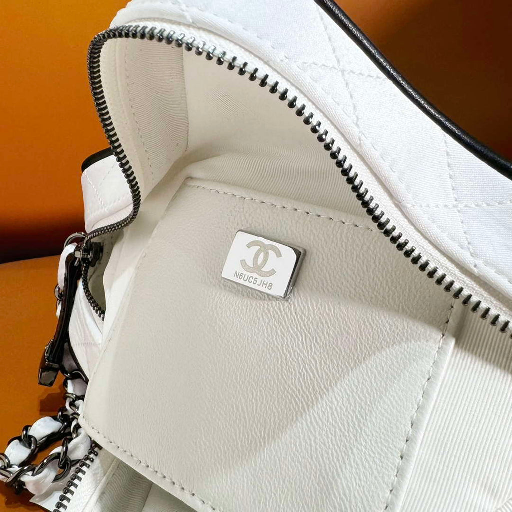 Chanel AS4579 Star Handbag Satin & Black-tone metal White