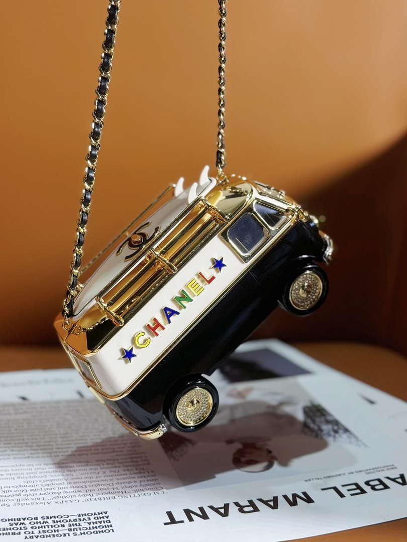 Chanel AS4590 MINI VAN Minaudiere plexi Enamel  Strass & Gold-Tone Metalblack White & Gold