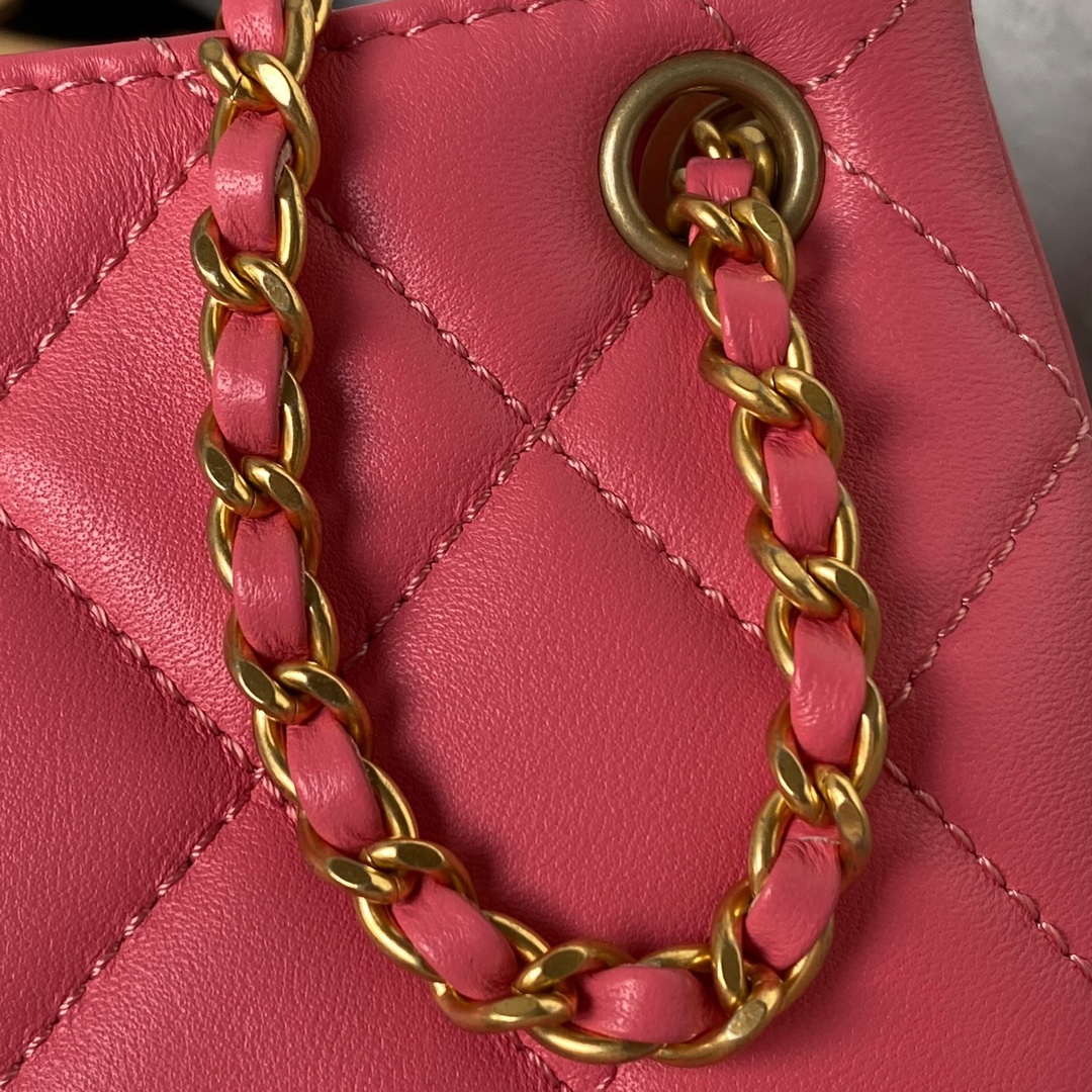 Chanel AS4609 Small Messenger bag Lambskin Red