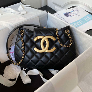 Chanel AS4610 Messenger bag Lambskin Black - Default Title - View 1