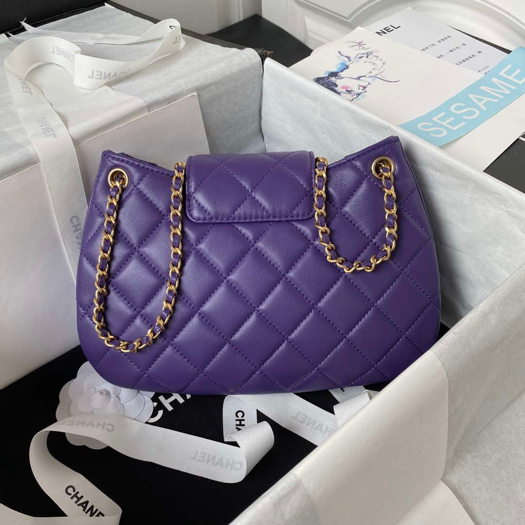 Chanel AS4610 Messenger bag Lambskin Purple