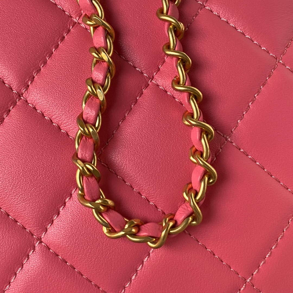 Chanel AS4610 Messenger bag Lambskin Red