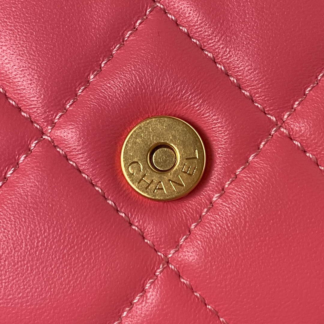 Chanel AS4610 Messenger bag Lambskin Red